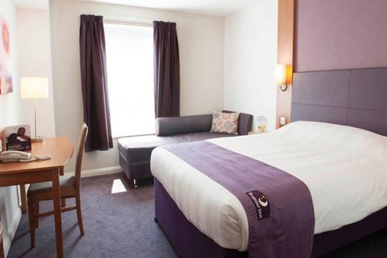 Premier Inn Frome Zewnętrze zdjęcie